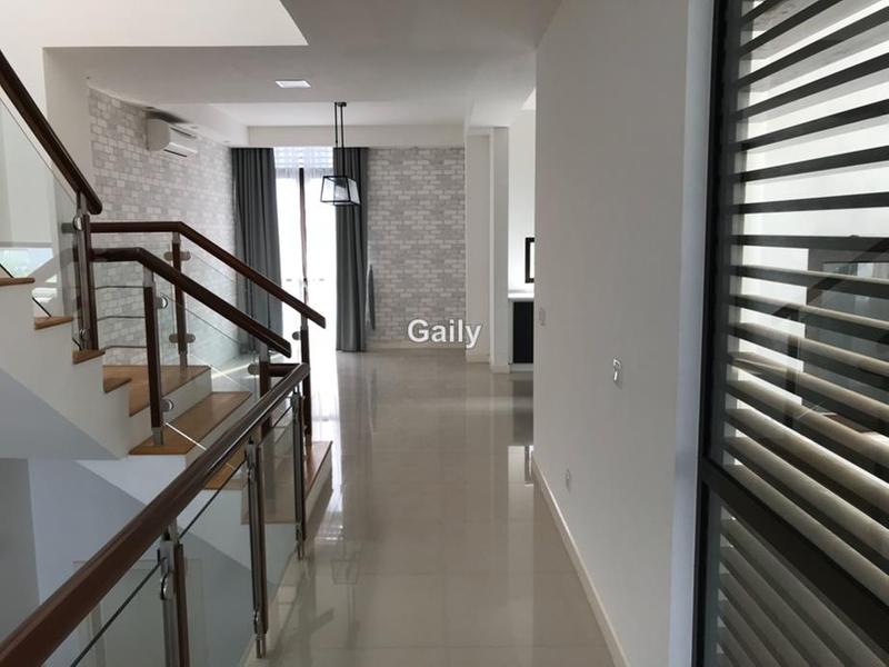 Rumah Teres 3-Tingkat untuk Dijual di Cyberjaya, Selangor oleh Gaily - iProperty.com.my