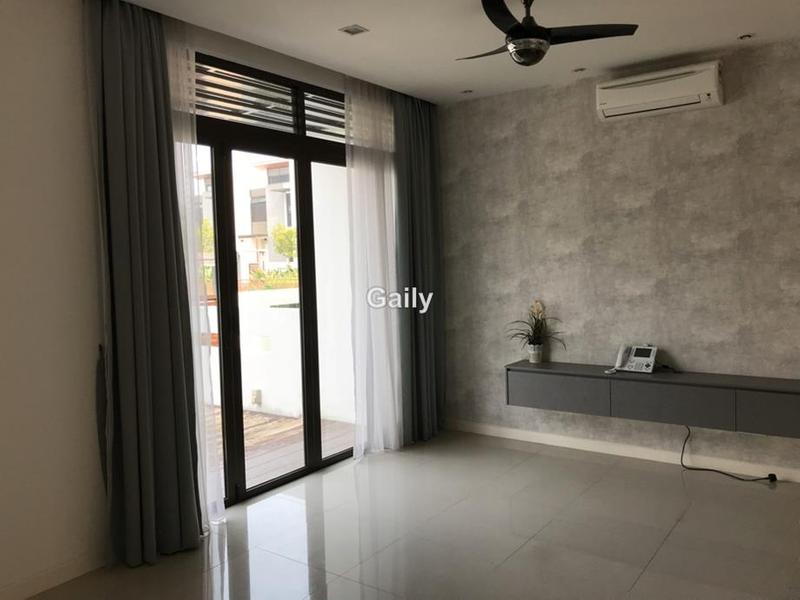 Rumah Teres 3-Tingkat untuk Dijual di Cyberjaya, Selangor oleh Gaily - iProperty.com.my