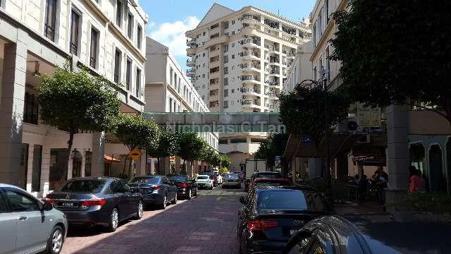 For Sale - Plaza Damas