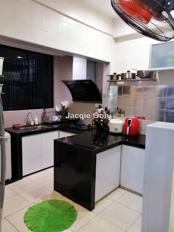 Service Residence for Sale in Diamond Residences by Jacqie Goh - iProperty.com.my