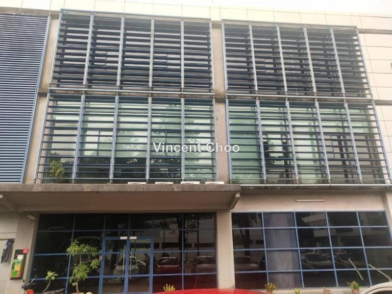 Kilang Berkembar untuk Dijual di U8, Taman Bukit Jelutong, Shah Alam oleh Vincent Choo - iProperty.com.my
