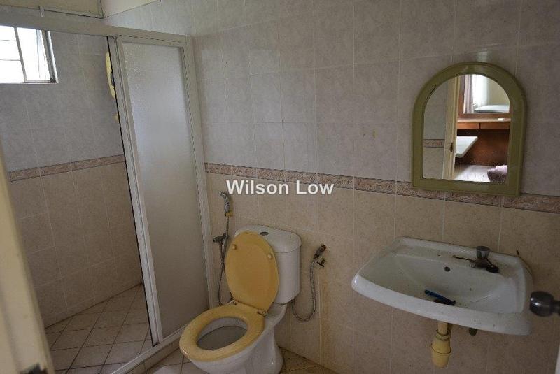 Banglo untuk Dijual di Taman Tasik Semenyih, Semenyih oleh Wilson Low - Bathroom - iProperty.com.my
