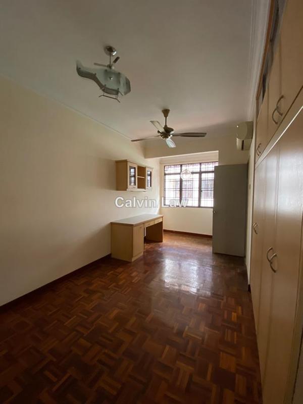 Rumah Berangkai 2.5 Tingkat untuk Dijual di Bandar Utama 10, Bandar Utama oleh Calvin Law - iProperty.com.my