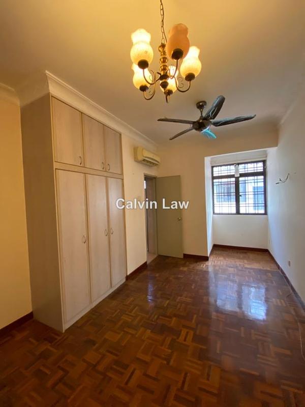 Rumah Berangkai 2.5 Tingkat untuk Dijual di Bandar Utama 10, Bandar Utama oleh Calvin Law - iProperty.com.my