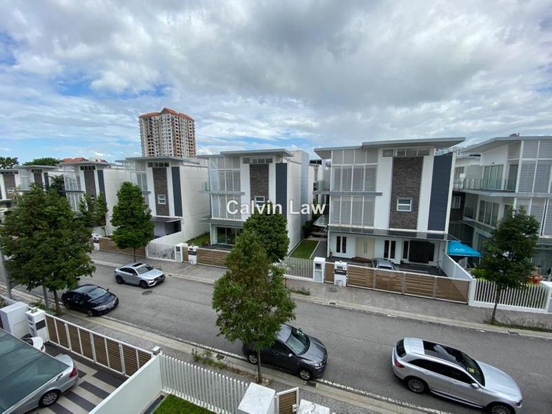 Bungalow House untuk Dijual di bu 5 effingham, Bandar Utama oleh Calvin Law - iProperty.com.my