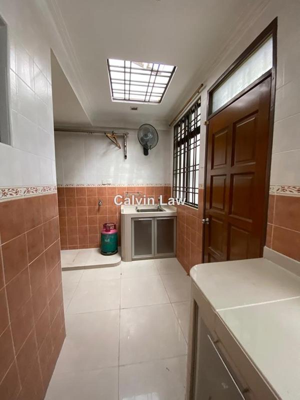 Rumah Berangkai 2.5 Tingkat untuk Dijual di Bandar Utama 10, Bandar Utama oleh Calvin Law - iProperty.com.my