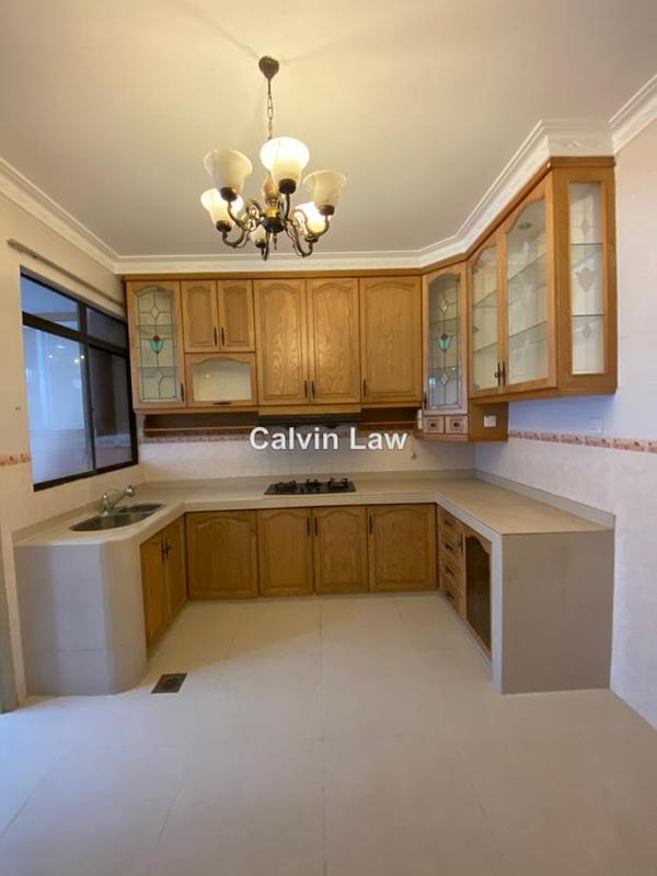 Rumah Berangkai 2.5 Tingkat untuk Dijual di Bandar Utama 10, Bandar Utama oleh Calvin Law - iProperty.com.my