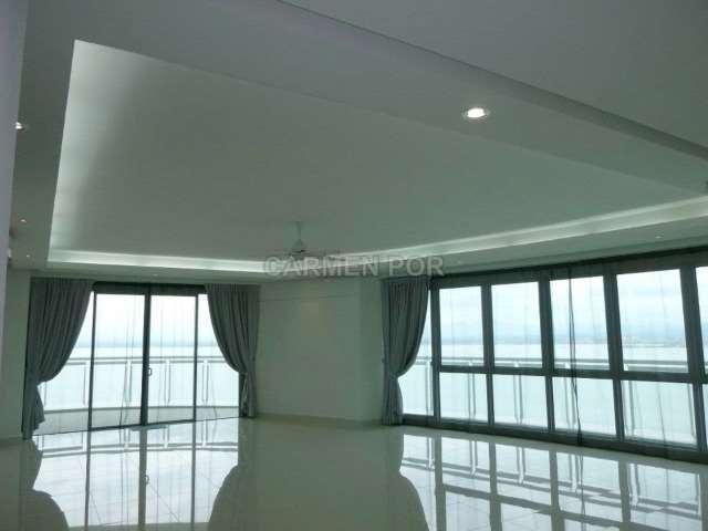 For Rent - Gurney Paragon