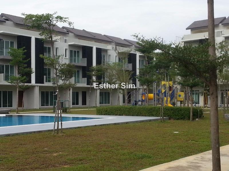 Rumah Berangkai 3 Tingkat untuk Dijual di Orange Villa 1, Bukit Mertajam oleh Esther Sim - iProperty.com.my