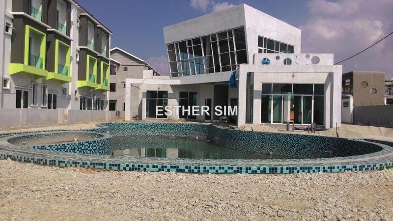 Rumah Teres 3-Tingkat untuk Dijual di Raja Uda, Butterworth oleh Esther Sim - iProperty.com.my