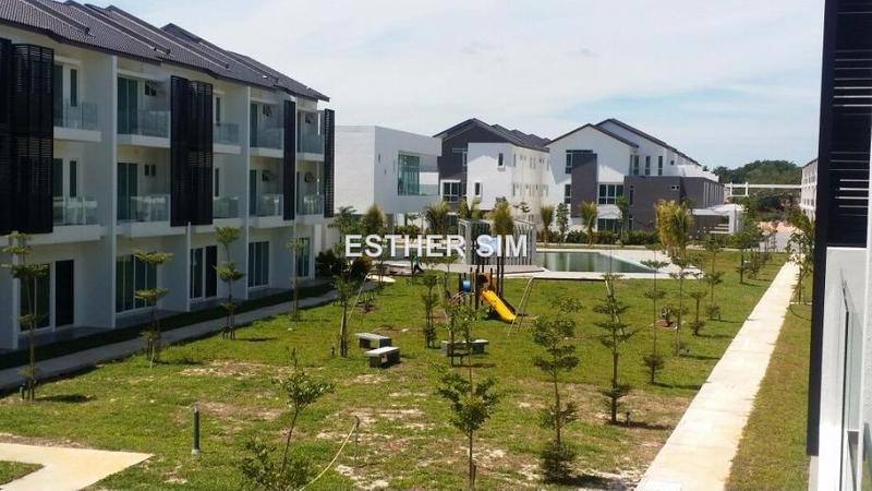 Rumah Teres 3-Tingkat untuk Dijual di Raja Uda, Butterworth oleh Esther Sim - iProperty.com.my