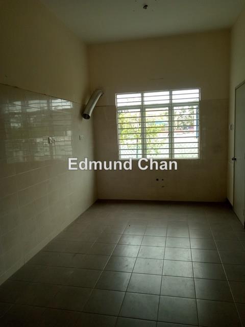 3-storey Terraced House for Sale in Amanria Residence, Batu 14, Puchong, Puchong by Edmund Chan - iProperty.com.my