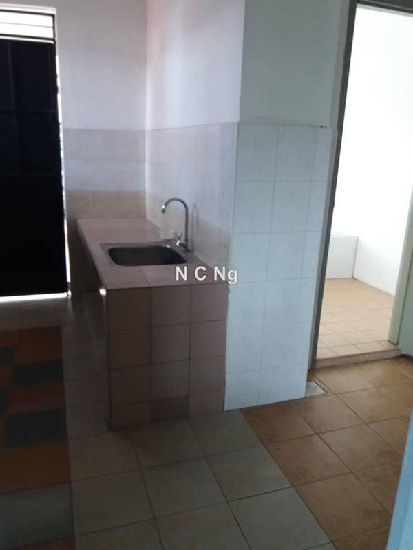 Rumah Berkembar untuk Dijual di Seksyen 4, Kota Damansara oleh N C Ng - iProperty.com.my