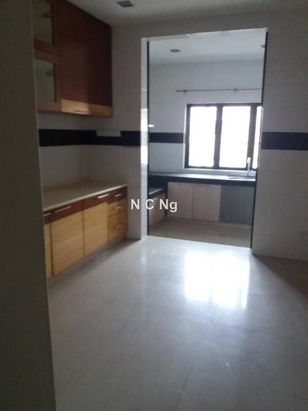 Rumah Berkembar untuk Dijual di Seksyen 4, Kota Damansara oleh N C Ng - iProperty.com.my