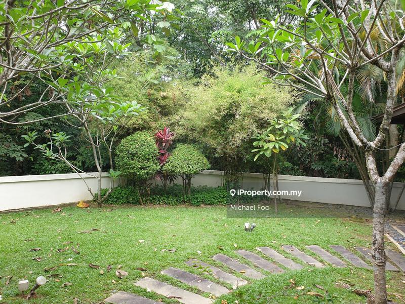 Bungalow House for Sale in p4y40, Seri Kembangan by Michael Foo - iProperty.com.my