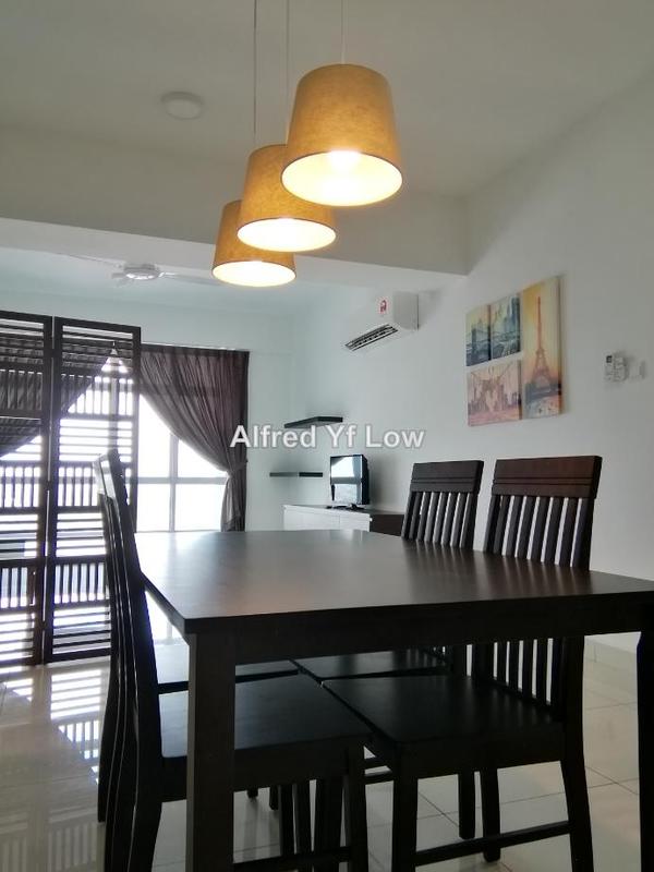 For Rent - Molek Pulai