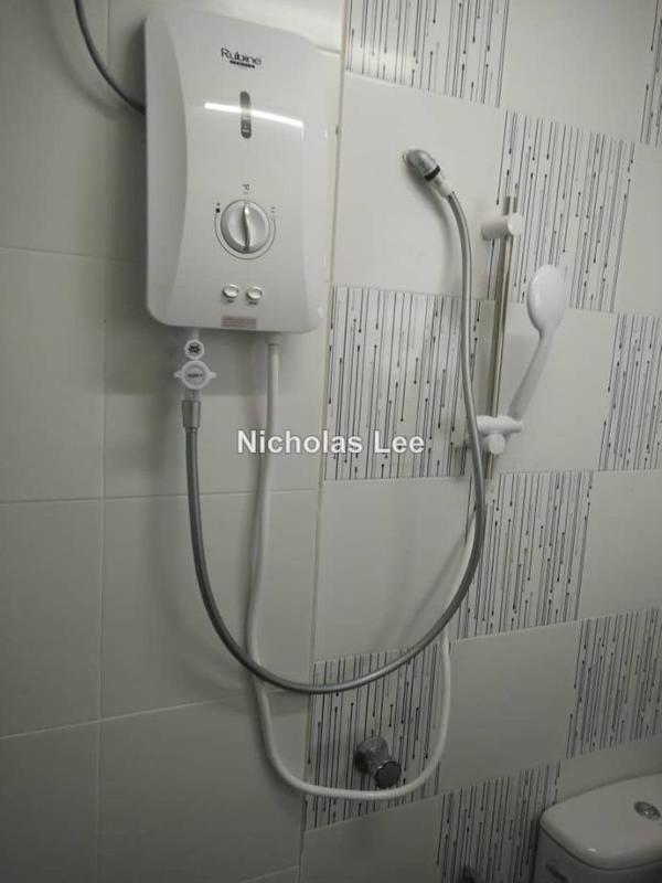 Apartment for Sale in Sky Garden Residences by Nicholas Lee - iProperty.com.my