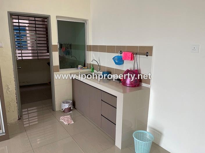 Apartment for Sale in Sky Garden Residences by Nicholas Lee - iProperty.com.my