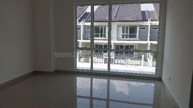 2-storey Terraced House for Sale in Bandar Saujana Putra, Tanjong Duabelas by Harvin Cheema - iProperty.com.my
