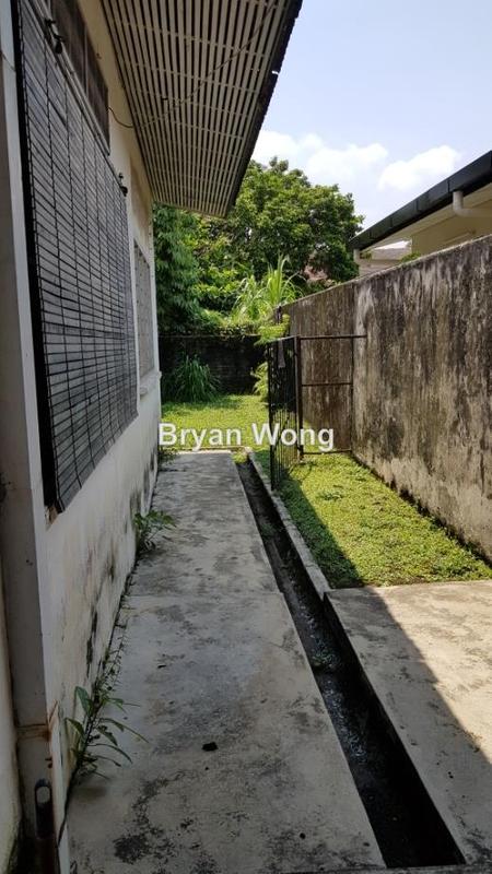 Rumah Berkembar untuk Dijual di Section 17/3, Jalan 17/3, Petaling Jaya oleh Bryan Wong - iProperty.com.my