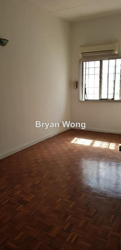 Rumah Berkembar untuk Dijual di Damansara Jaya, Petaling Jaya oleh Bryan Wong - iProperty.com.my