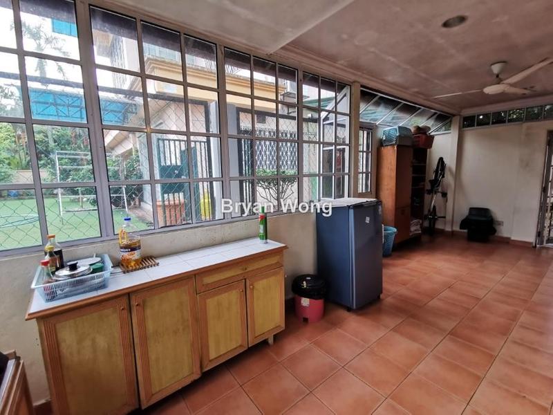 Bungalow House for Sale in Damansara Jaya, Petaling Jaya by Bryan Wong - iProperty.com.my