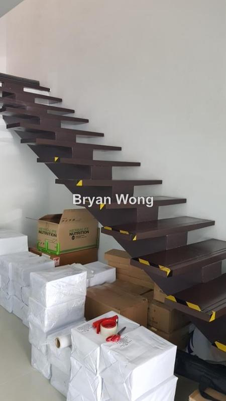 Rumah Berangkai 2 Tingkat untuk Dijual di Damansara Kim, Petaling Jaya oleh Bryan Wong - iProperty.com.my
