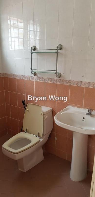 Rumah Berkembar untuk Dijual di Damansara Jaya, Petaling Jaya oleh Bryan Wong - iProperty.com.my