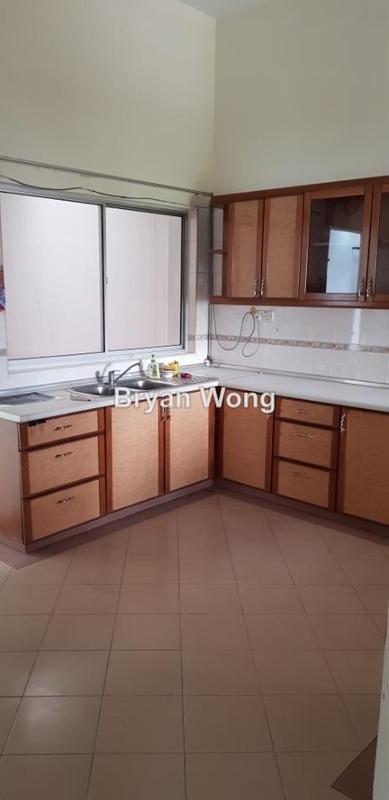 Rumah Berkembar untuk Dijual di Damansara Jaya, Petaling Jaya oleh Bryan Wong - iProperty.com.my