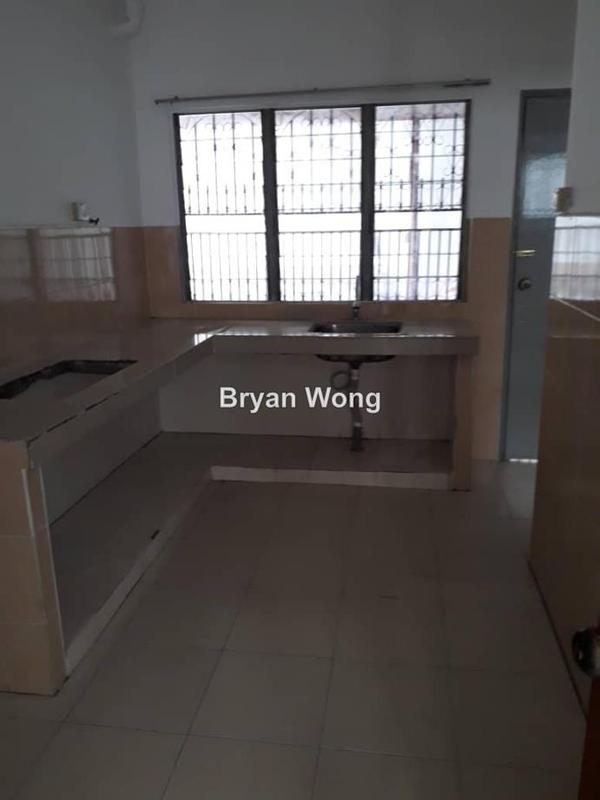 Rumah Berkembar untuk Dijual di Damansara Jaya, Petaling Jaya oleh Bryan Wong - iProperty.com.my