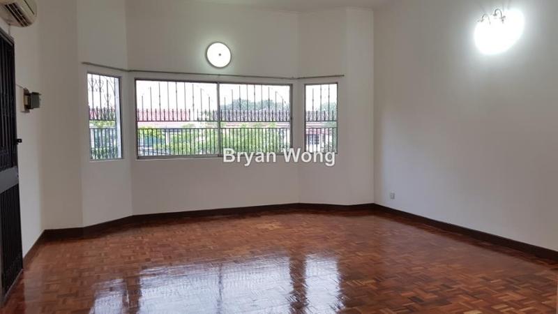 Rumah Berkembar untuk Dijual di Damansara Jaya, Petaling Jaya oleh Bryan Wong - iProperty.com.my