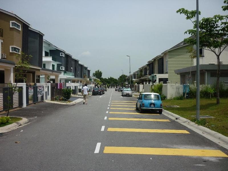 Rumah Berangkai 2.5 Tingkat untuk Dijual di Bandar Puteri Puchong, Puchong oleh Kelvin Tan - iProperty.com.my