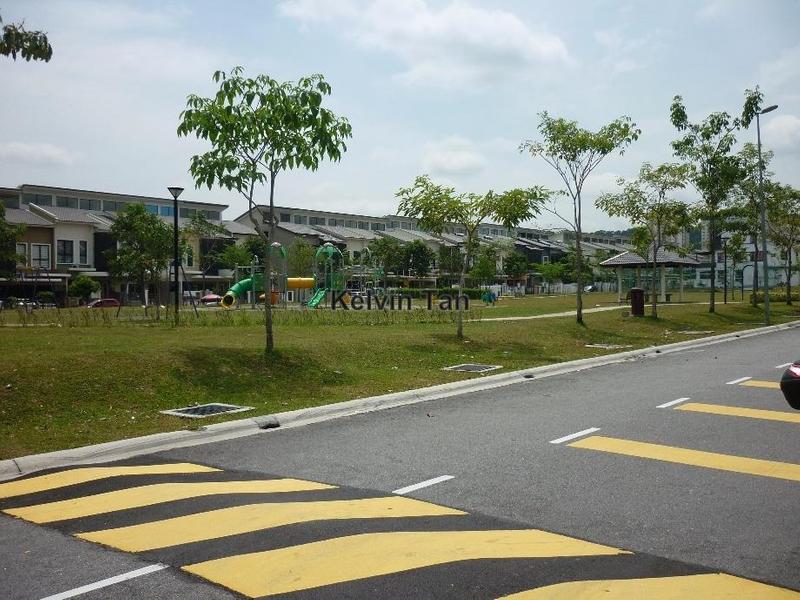 Rumah Berangkai 2.5 Tingkat untuk Dijual di Bandar Puteri Puchong, Puchong oleh Kelvin Tan - iProperty.com.my