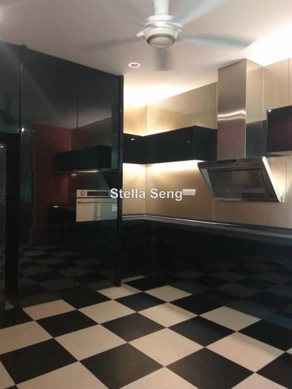 Bungalow House untuk Dijual di Country Heights Damansara, Kuala Lumpur oleh Stella Seng - iProperty.com.my