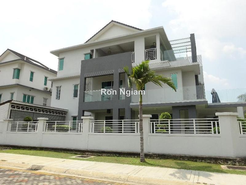 2.5-storey Terraced House for Sale in Putra Heights, Subang Jaya by Ron Ngiam - iProperty.com.my
