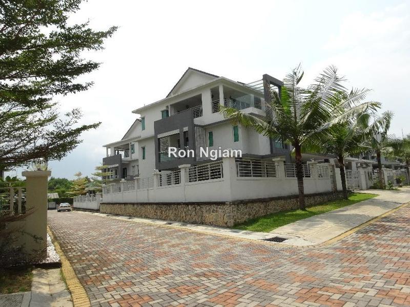 2.5-storey Terraced House for Sale in Putra Heights, Subang Jaya by Ron Ngiam - iProperty.com.my