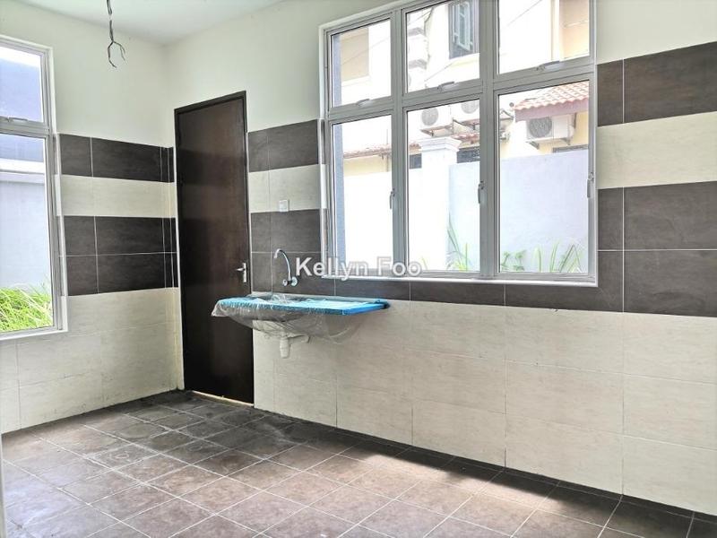 Semi-Detached House for Sale in Taman Enggang, Batu Berendam by Kellyn Foo - iProperty.com.my