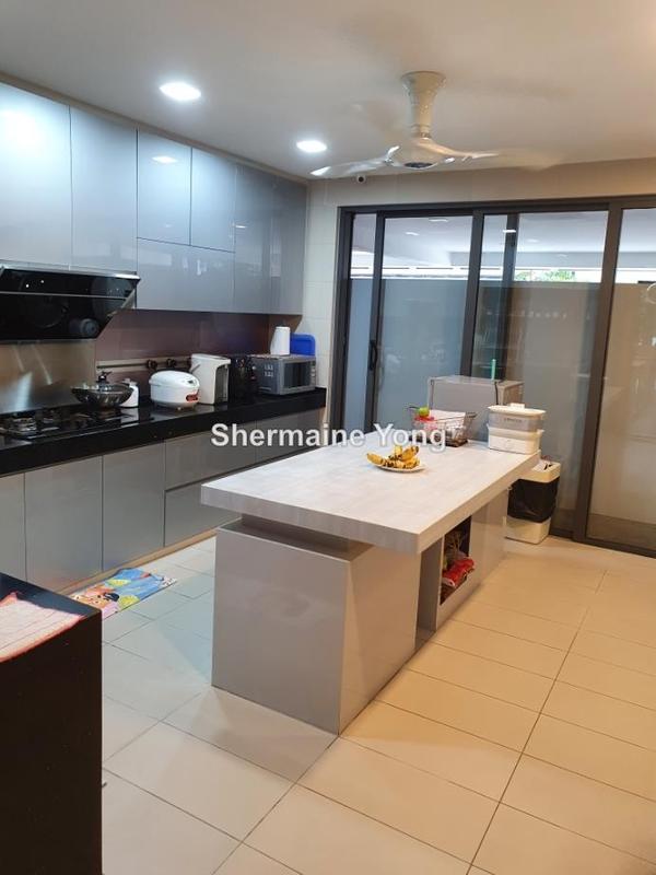 Rumah Berangkai 3.5 Tingkat untuk Dijual di Desa Parkcity, Kuala Lumpur oleh Shermaine Yong - iProperty.com.my