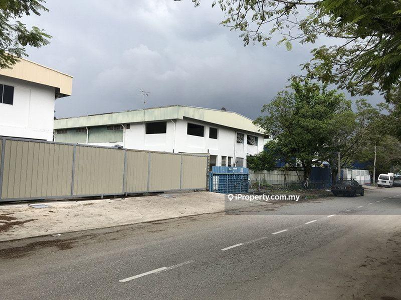 For Sale - Kawasan Industri Ringan Permatang Tinggi