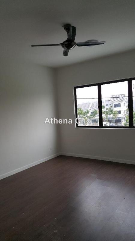 Rumah Teres 3-Tingkat untuk Dijual di Bandar Baru Nilai, Nilai oleh Athena Cho - iProperty.com.my