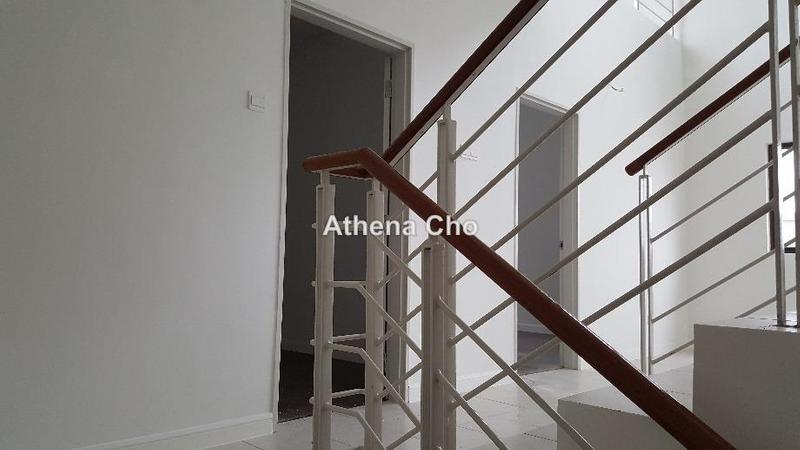 Rumah Teres 3-Tingkat untuk Dijual di Bandar Baru Nilai, Nilai oleh Athena Cho - iProperty.com.my