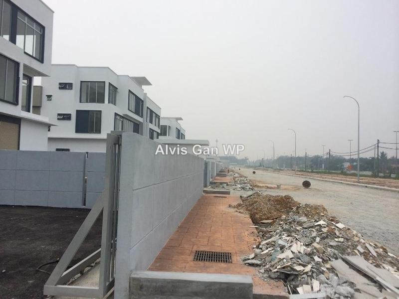 Semi-D Kilang untuk Dijual di Bestari Jaya, Kuala Selangor oleh Alvis Gan - iProperty.com.my
