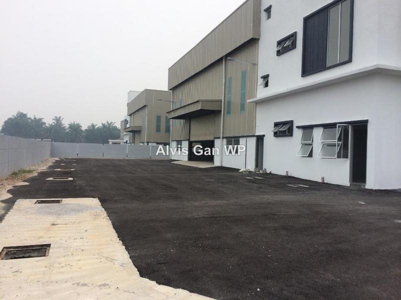 Semi-D Kilang untuk Dijual di Bestari Jaya, Kuala Selangor oleh Alvis Gan - iProperty.com.my
