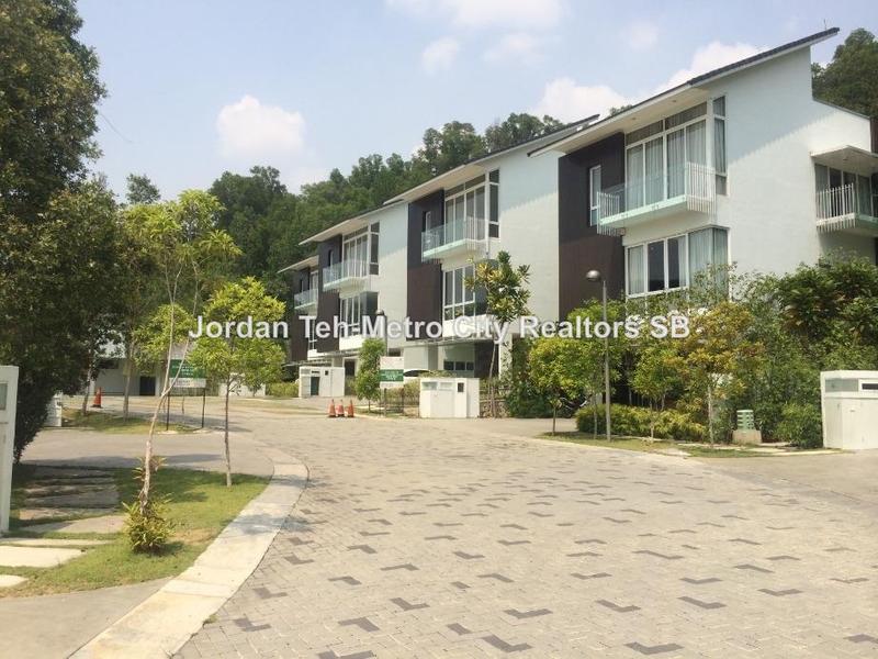 Bungalow House for Sale in Sunway Rymba Hills, Petaling Jaya, Kota Damansara by Jordan Teh - iProperty.com.my