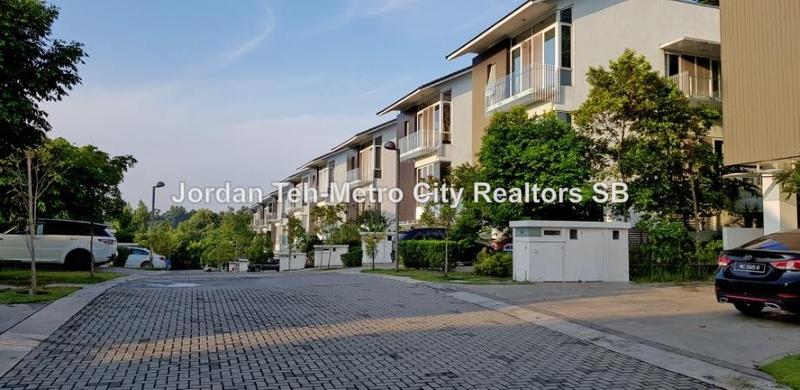 Bungalow House for Sale in Sunway Rymba Hills, Petaling Jaya, Kota Damansara by Jordan Teh - iProperty.com.my