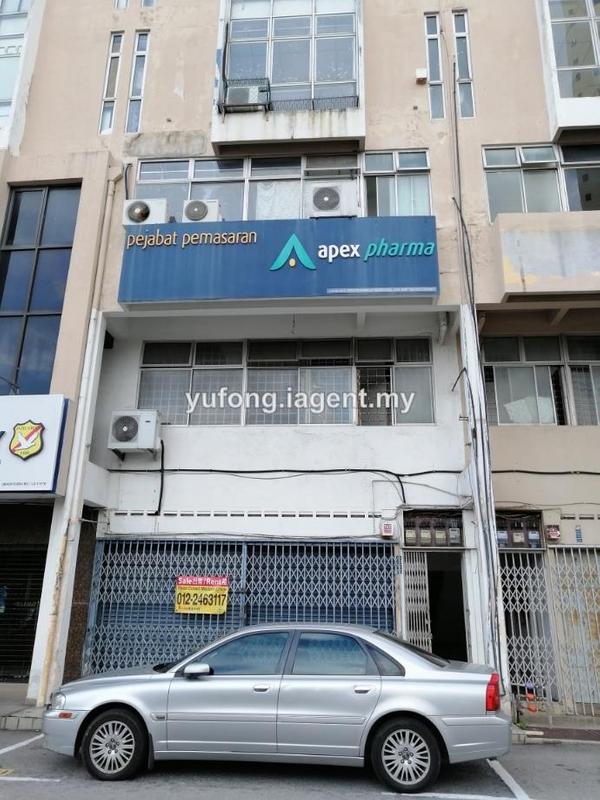 For Sale - 4.5 storey at Jalan Munshi Abdullah