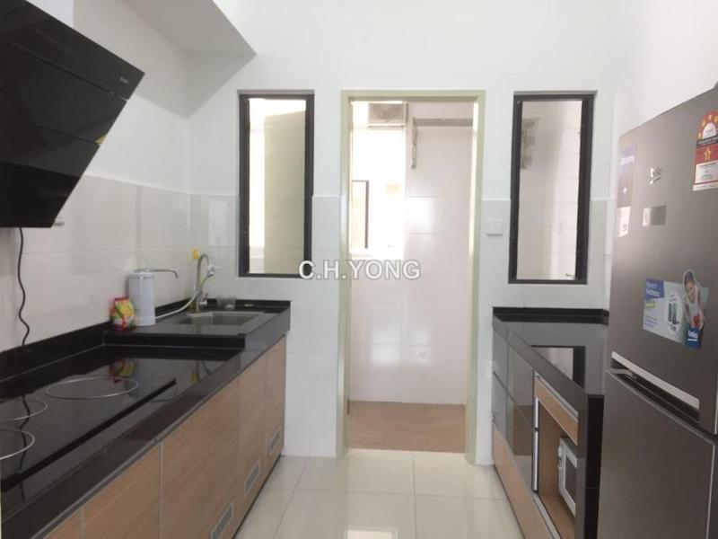 Residensi Servis untuk Dijual di 8 Kinrara oleh C.H.Yong - iProperty.com.my