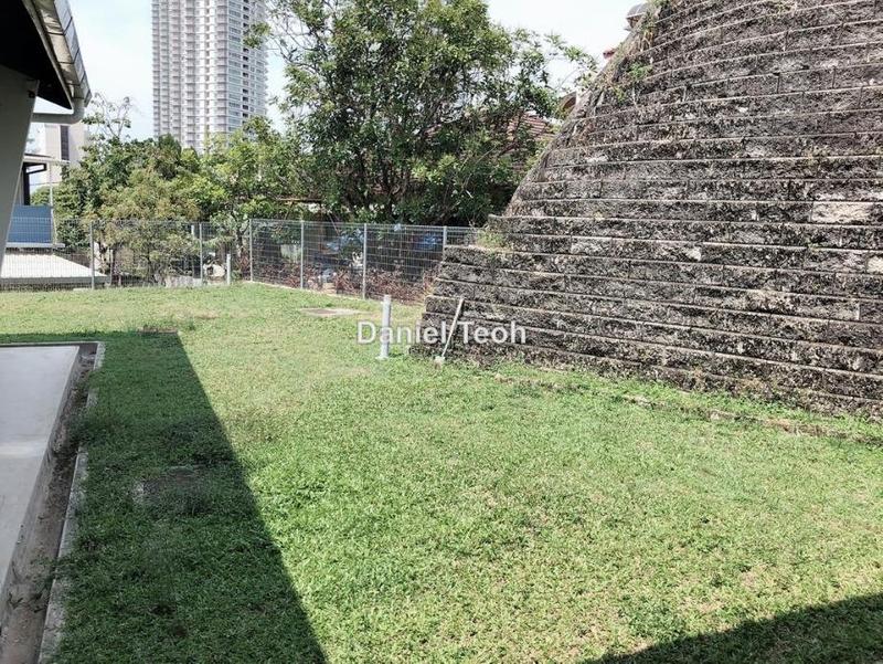 Bungalow House for Rent in Tanjung Bungah, Penang by Daniel Teoh - iProperty.com.my