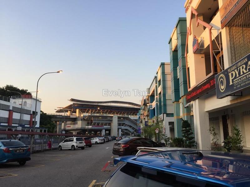 Shop / Office untuk Dijual di Usj 21, Subang Jaya oleh Evelyn Tan - iProperty.com.my