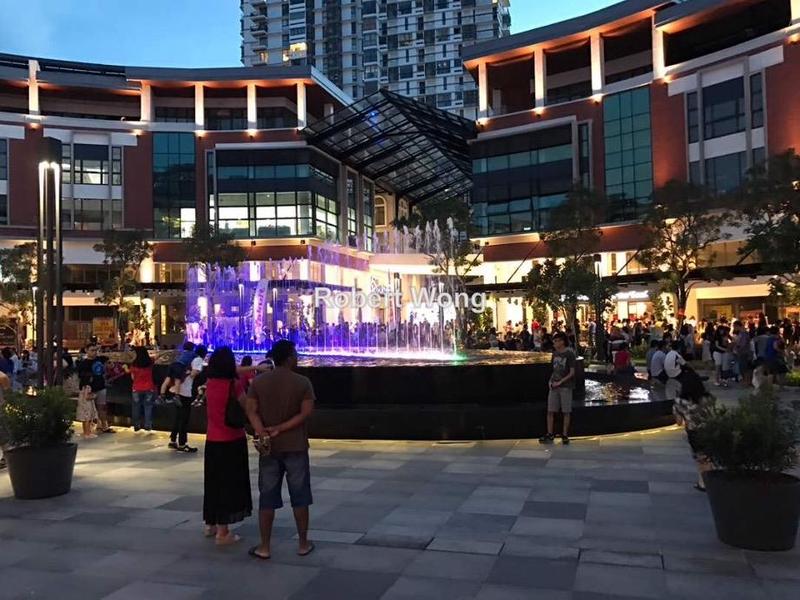 For Sale - Plaza Arkadia